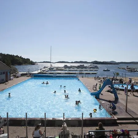 Holiday home Arostunet 3 *