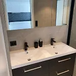 Vakantiehuis Arostunet 3 *